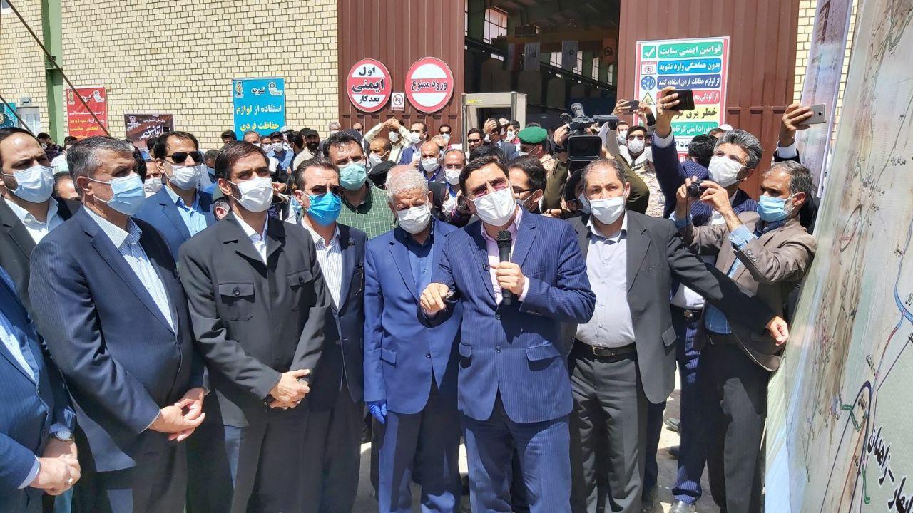 عبور راه آهن چابهار ـ زاهدان از مسیر ریل ذوب آهن اصفهان عبور راه آهن چابهار ـ زاهدان از مسیر ریل ذوب آهن اصفهان