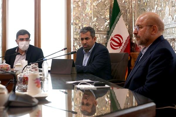 جلسه همفکری مسئولان اقتصادی دولت و مجلس جلسه همفکری مسئولان اقتصادی دولت و مجلس