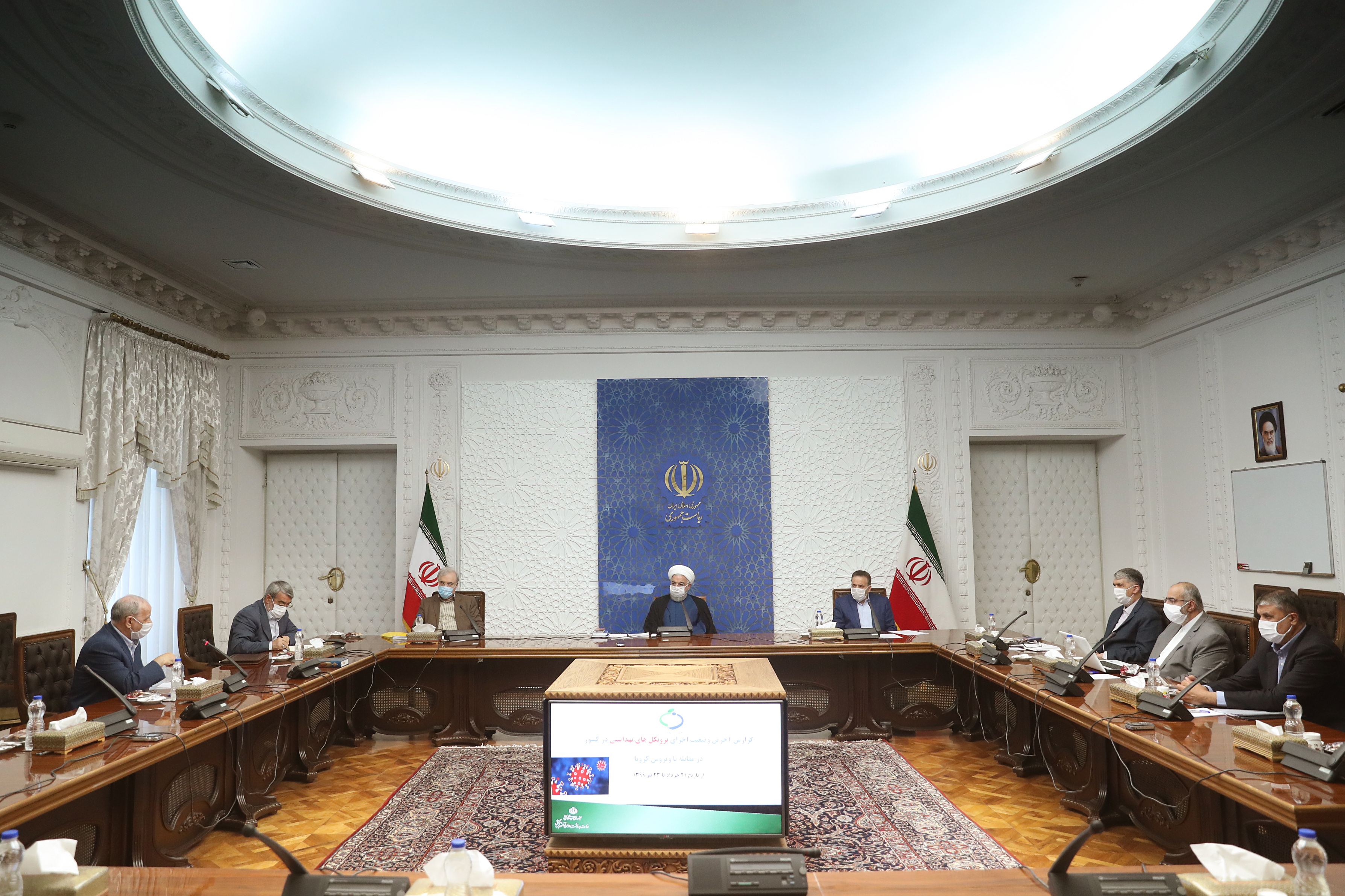 برای مقابله با کرونا ناگزیر به تغییر سبک زندگی هستیم برای مقابله با کرونا ناگزیر به تغییر سبک زندگی هستیم
