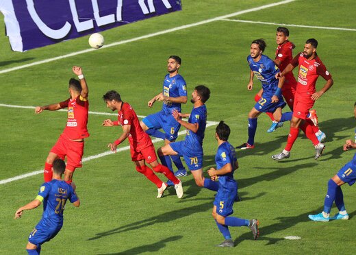 جنجال ویلا در فوتبال ایران! جنجال ویلا در فوتبال ایران!