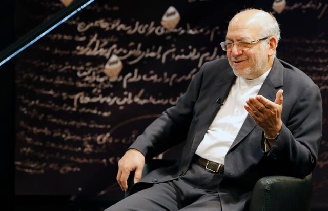 واکنش نعمت زاده به خبر اعلام نرخ ارز ۴۲۰۰ تومانی واکنش نعمت زاده به خبر اعلام نرخ ارز ۴۲۰۰ تومانی