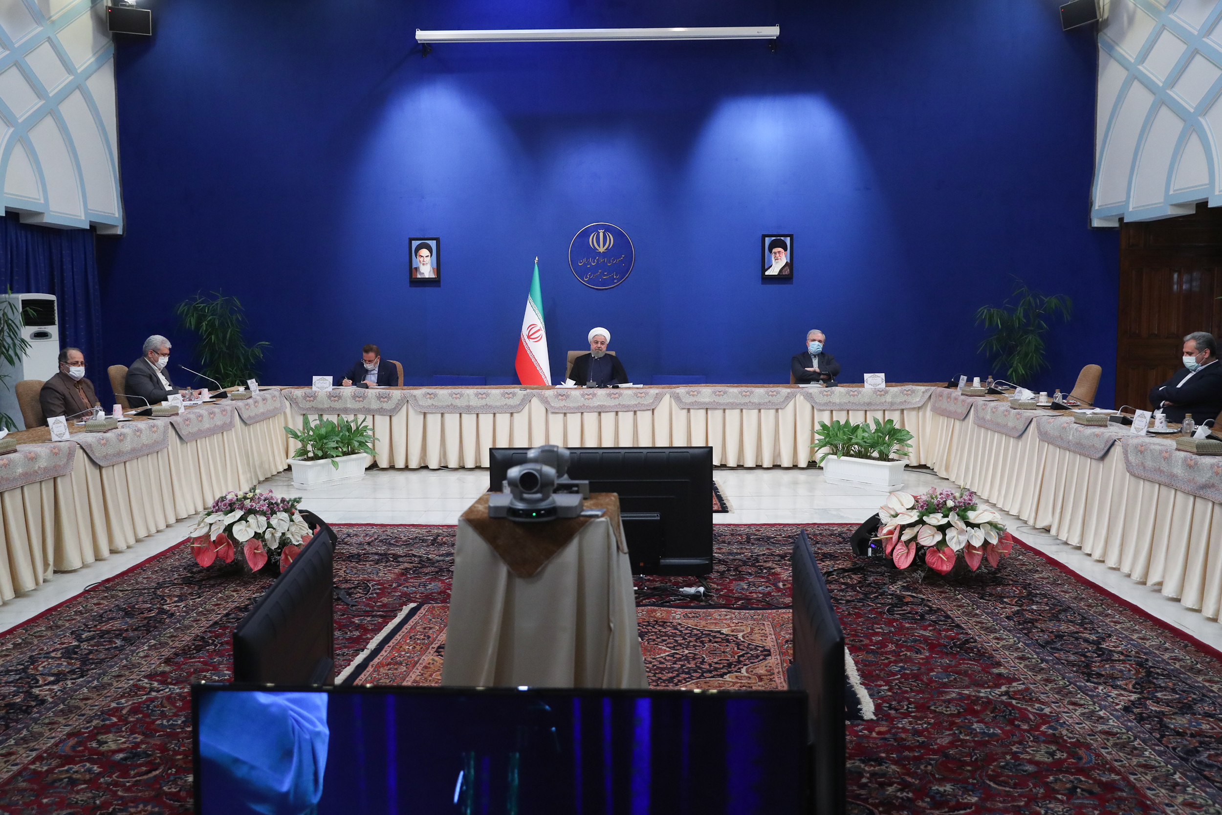 تلاش برای تولید واکسن کرونا تا رسیدن به نتیجه نهایی ادامه دارد/ توسعه شرکتهای دانش بنیان اولویت مهم دولت تلاش برای تولید واکسن کرونا تا رسیدن به نتیجه نهایی ادامه دارد/ توسعه شرکتهای دانش بنیان اولویت مهم دولت