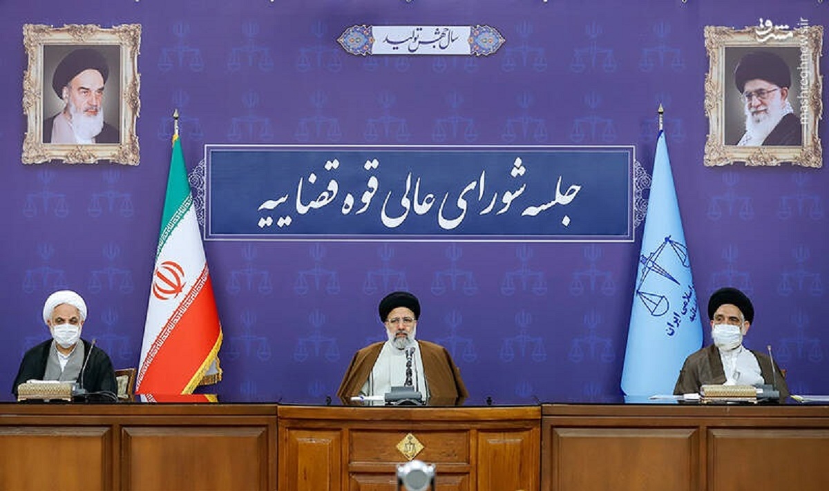 رئیسی: شوراها دژ محکمی دربرابر رانت خواری و زیاده خواهی باشند