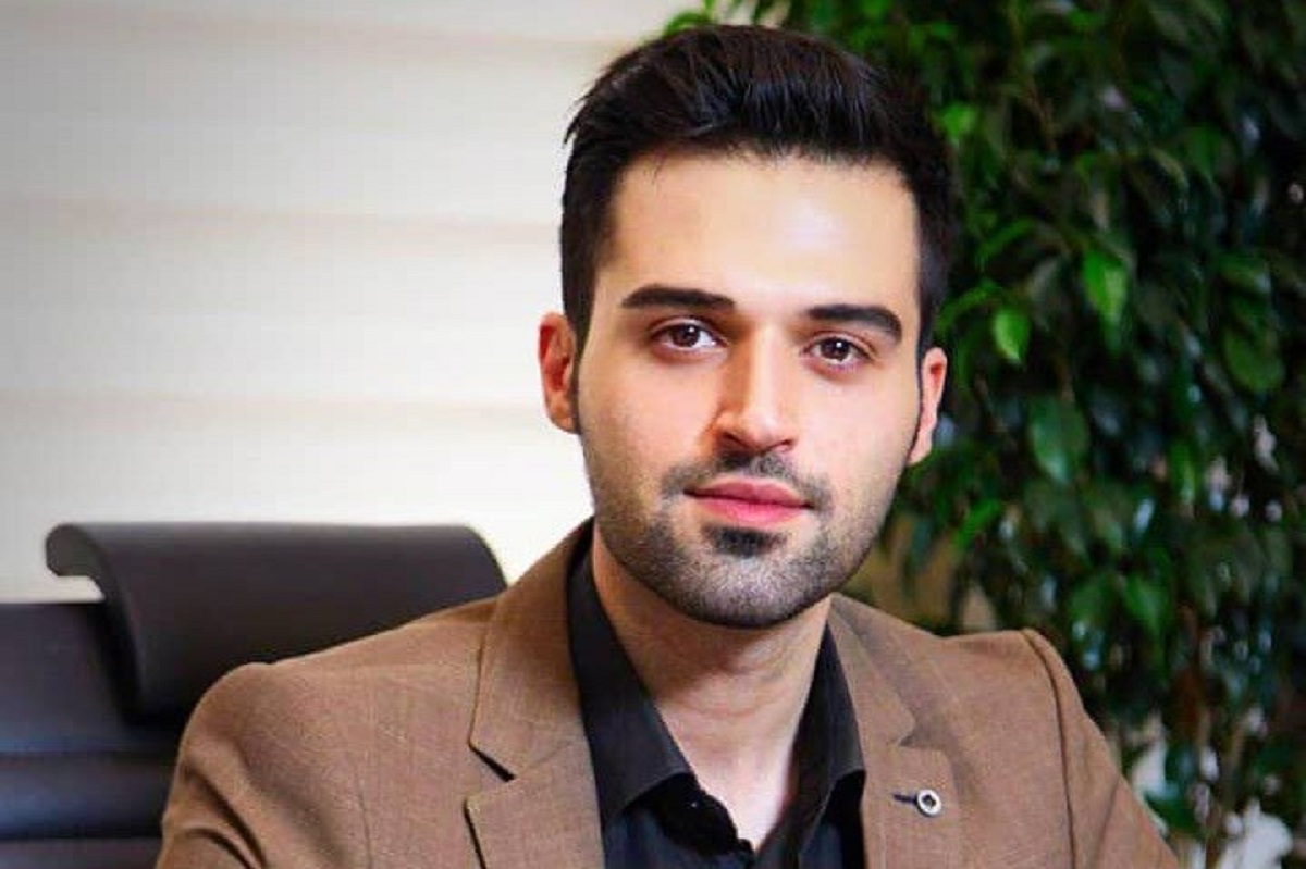 بازگشت بازار سرمایه به تعادل در روزهای آینده/ صفهای فروش امروز بازار سهام، جمع شد بازگشت بازار سرمایه به تعادل در روزهای آینده/ صفهای فروش امروز بازار سهام، جمع شد