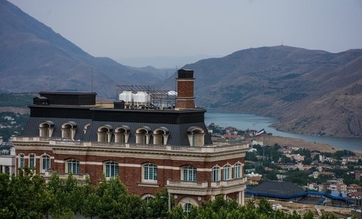 منتظری: هتل لواسان باید خراب شود