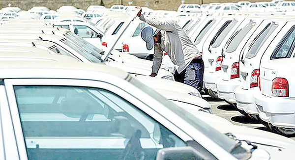 کاهش مصرف ارزی خودروسازان