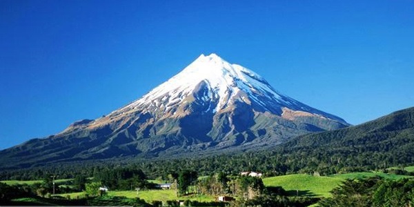 پای دماوند در بند وقف پای دماوند در بند وقف