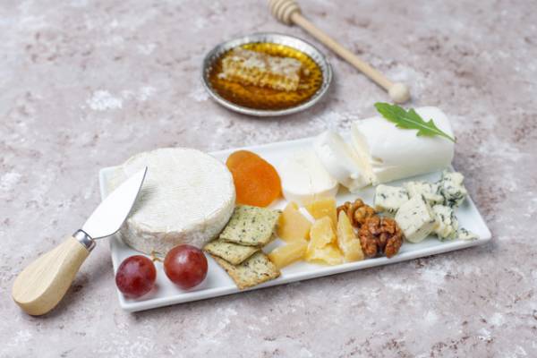 چه پنیری برای صبحانه بخریم؟ +عکس