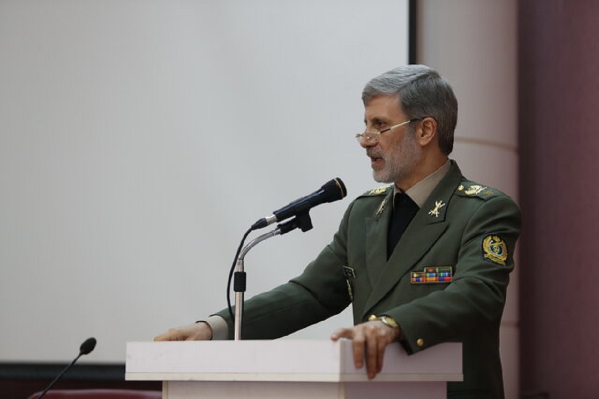 وزیر دفاع: نهضت قطعه سازی در نیروهای مسلح نمود عینی دارد وزیر دفاع: نهضت قطعه سازی در نیروهای مسلح نمود عینی دارد