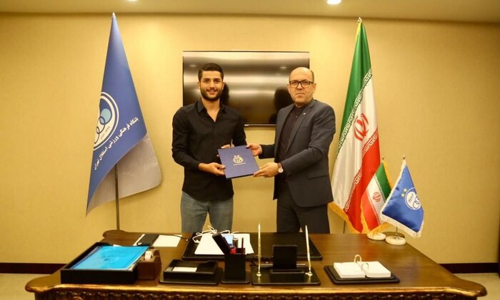 کریمزاده به استقلال پیوست کریمزاده به استقلال پیوست