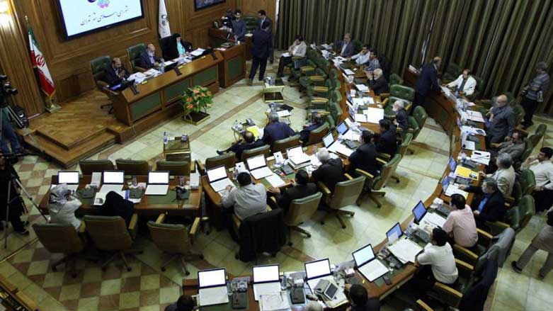 انتقاد جدی۷ عضو شورا به کمکاری حناچی برای بازپسگیری املاک در اختیار غیر شهرداری/ تعلل شهرداری در ارسال لایحه اصلاح ساختار انتقاد جدی۷ عضو شورا به کمکاری حناچی برای بازپسگیری املاک در اختیار غیر شهرداری/ تعلل شهرداری در ارسال لایحه اصلاح ساختار