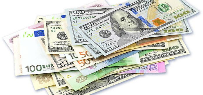 قیمت دلار ثابت ماند/ قیمت فروش یورو ۳۱هزار و ۶٠٠تومان است قیمت دلار ثابت ماند/ قیمت فروش یورو ۳۱هزار و ۶٠٠تومان است