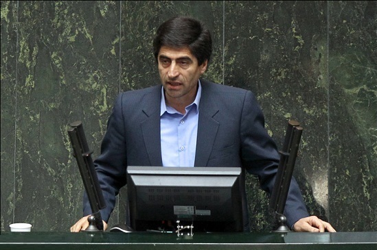 افزایش قیمت خودرو به جیب سوداگران میرود/ طرح خودرودار کردن دهکهای پایینی پوپولیستی است افزایش قیمت خودرو به جیب سوداگران میرود/ طرح خودرودار کردن دهکهای پایینی پوپولیستی است