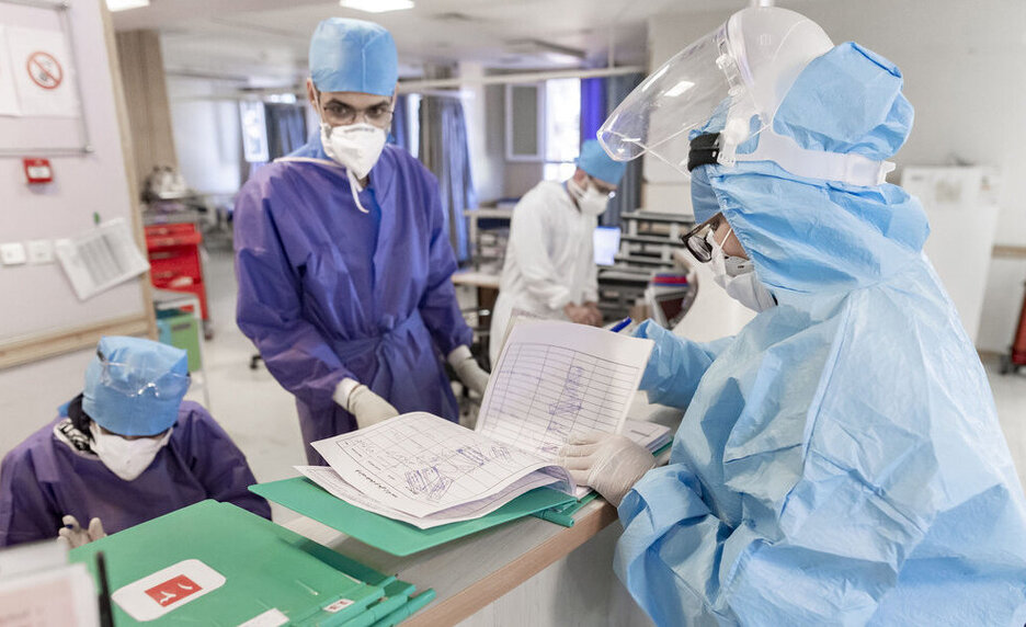 کمبود تخت برای بستری بیماران کرونا در تهران