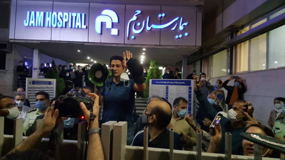 همایون شجریان: پیکر پدرم در جوار فردوسی آرام میگیرد همایون شجریان: پیکر پدرم در جوار فردوسی آرام میگیرد