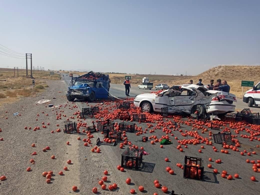 ۳ کشته حاصل تصادف در جاده قدیم ساوه-همدان +عکس ۳ کشته حاصل تصادف در جاده قدیم ساوه-همدان +عکس