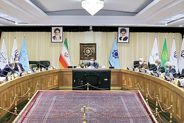 سیاستگذار به دنبال تغییر نرخ سود بانکی است؟ سیاستگذار به دنبال تغییر نرخ سود بانکی است؟