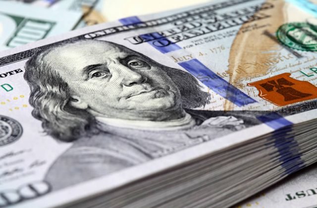 مقاومت بازار ارز در مقابل افزایش قیمت/ دلار ۲۸هزار و ۶۵۰تومان شد مقاومت بازار ارز در مقابل افزایش قیمت/ دلار ۲۸هزار و ۶۵۰تومان شد