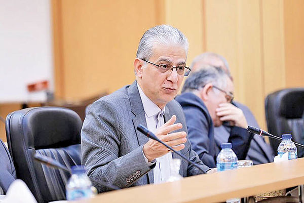 سهامداران زیان‌دیده در مرزهای جبر و اختیار