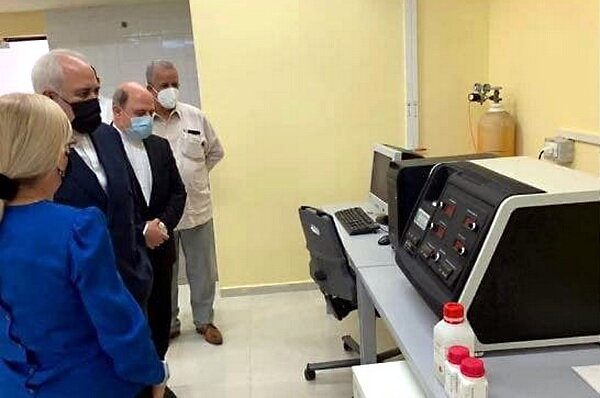 بازدید ظریف از دو مرکز پژوهشی کوبا بازدید ظریف از دو مرکز پژوهشی کوبا