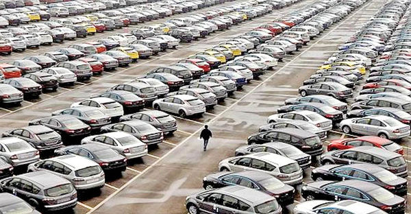 پیشبینی ریزش ۴۰درصدی قیمت خودروهای خارجی پیشبینی ریزش ۴۰درصدی قیمت خودروهای خارجی