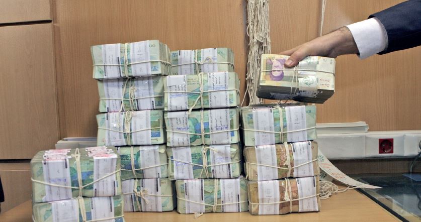 دخل و خرج خانوادههای ایرانی در سال گذشته چگونه بود؟ دخل و خرج خانوادههای ایرانی در سال گذشته چگونه بود؟