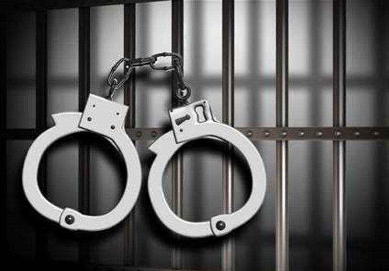 یک باند قاچاق کالا و ارز دیگر متلاشی شد یک باند قاچاق کالا و ارز دیگر متلاشی شد
