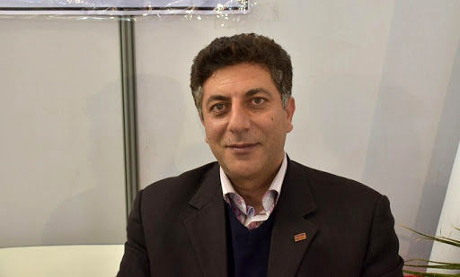 تولیدکنندگان در و پنجره به صورت گروهی از بیمهنامه تکمیل درمان استفاده نمیکنند تولیدکنندگان در و پنجره به صورت گروهی از بیمهنامه تکمیل درمان استفاده نمیکنند