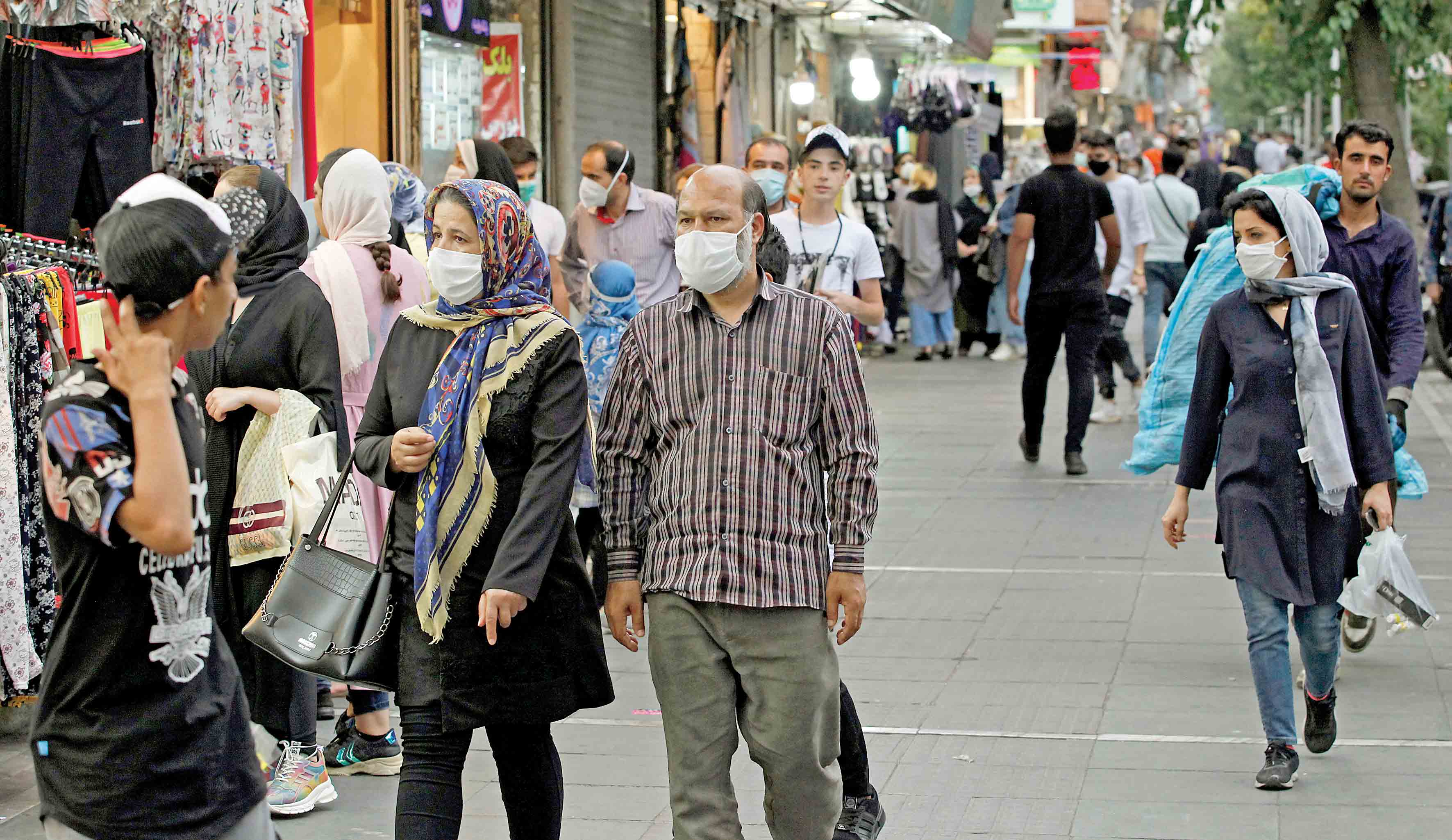 منتظر بازگشایی تمام واحدهای صنفی نباشید