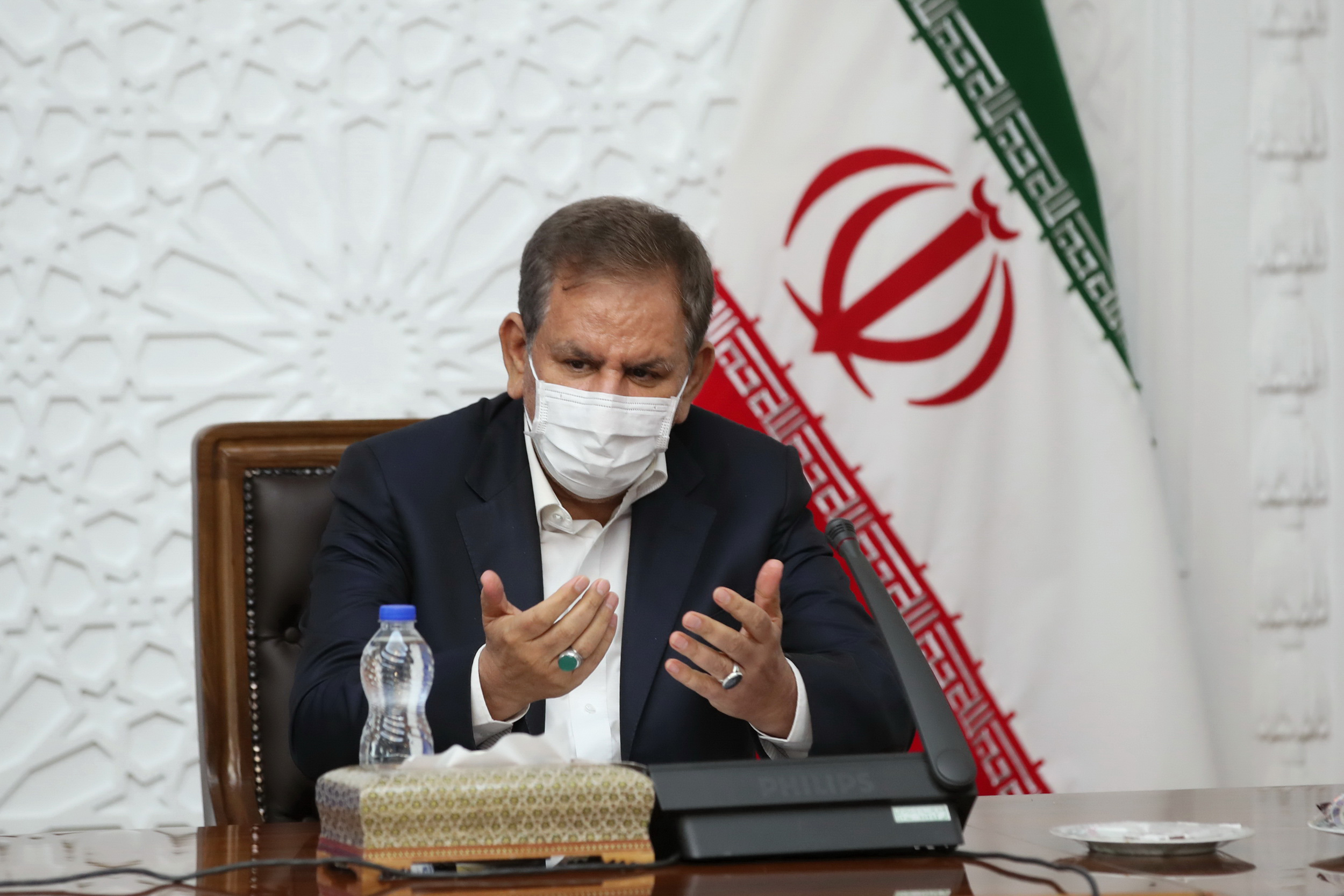 بانک مرکزی برنامه دقیق برای حمایت از صادرکنندگان داشته باشد/ توسعه صادرات از مهمترین عوامل تحقق جهش تولید بانک مرکزی برنامه دقیق برای حمایت از صادرکنندگان داشته باشد/ توسعه صادرات از مهمترین عوامل تحقق جهش تولید