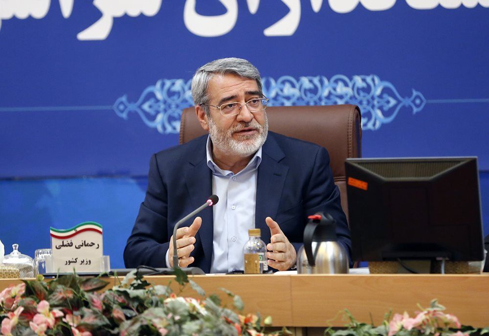 رحمانیفضلی: فقط بخش کالاهای ضروری باز باشد رحمانیفضلی: فقط بخش کالاهای ضروری باز باشد