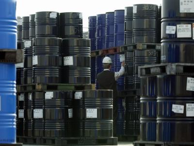 پایداری قیمت نفت تنها به عرضه و تقاضا بستگی دارد پایداری قیمت نفت تنها به عرضه و تقاضا بستگی دارد