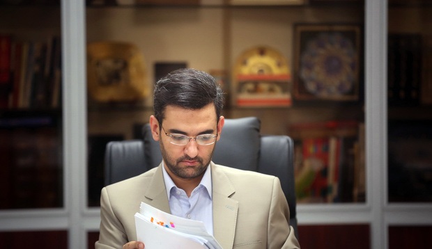 آذری جهرمی: نظرم برای رفع فیلتر تلگرام، هزینههای زیادی داشت آذری جهرمی: نظرم برای رفع فیلتر تلگرام، هزینههای زیادی داشت