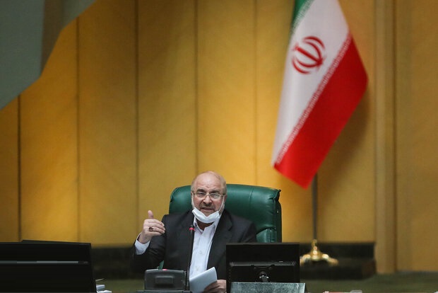 بودجه۱۴۰۰ هفته آینده در کمیسیون برنامه و بودجه بررسی میشود بودجه۱۴۰۰ هفته آینده در کمیسیون برنامه و بودجه بررسی میشود