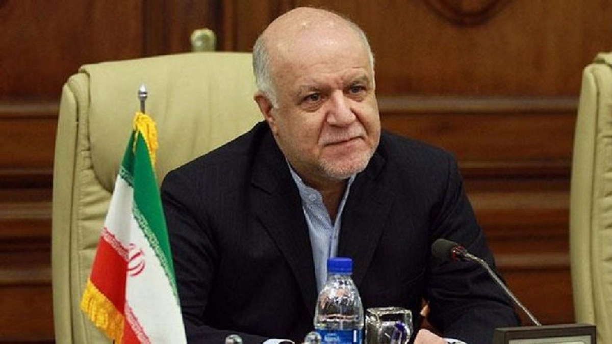 ۲۵میلیارد دلار در صنعت پتروشیمی برای۱۴۰۰ هدفگذاری شد ۲۵میلیارد دلار در صنعت پتروشیمی برای۱۴۰۰ هدفگذاری شد