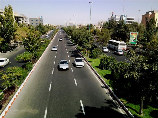 ترافیک در راههای البرز نیمه سنگین است ترافیک در راههای البرز نیمه سنگین است