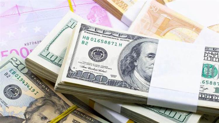 پیش بینی قیمت دلار برای فردا ۱۵فروردین/ سیگنالهای کاهشی در بازار ارز پیش بینی قیمت دلار برای فردا ۱۵فروردین/ سیگنالهای کاهشی در بازار ارز