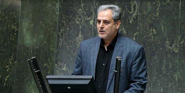 با احتکار و منجمدکردن مرغ رو به رو هستیم/ تمام مسئولیت تنظیم بازار بر عهده وزارت جهادکشاورزی نیست با احتکار و منجمدکردن مرغ رو به رو هستیم/ تمام مسئولیت تنظیم بازار بر عهده وزارت جهادکشاورزی نیست