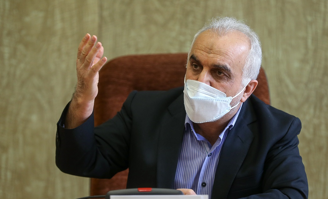 بانکها در زمینه پشتیبانی و مانع زدایی از تولید با تمام قوا وارد عمل شوند بانکها در زمینه پشتیبانی و مانع زدایی از تولید با تمام قوا وارد عمل شوند