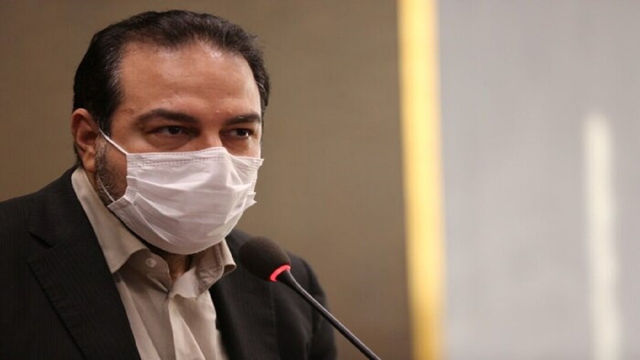 قطعا با کسانی که دستورالعملها را رعایت نمیکنند برخورد میکنیم قطعا با کسانی که دستورالعملها را رعایت نمیکنند برخورد میکنیم