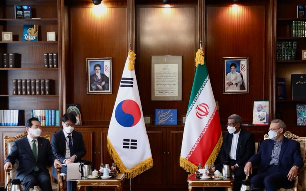 نخست وزیر کره جنوبی با علی لاریجانی دیدار کرد نخست وزیر کره جنوبی با علی لاریجانی دیدار کرد