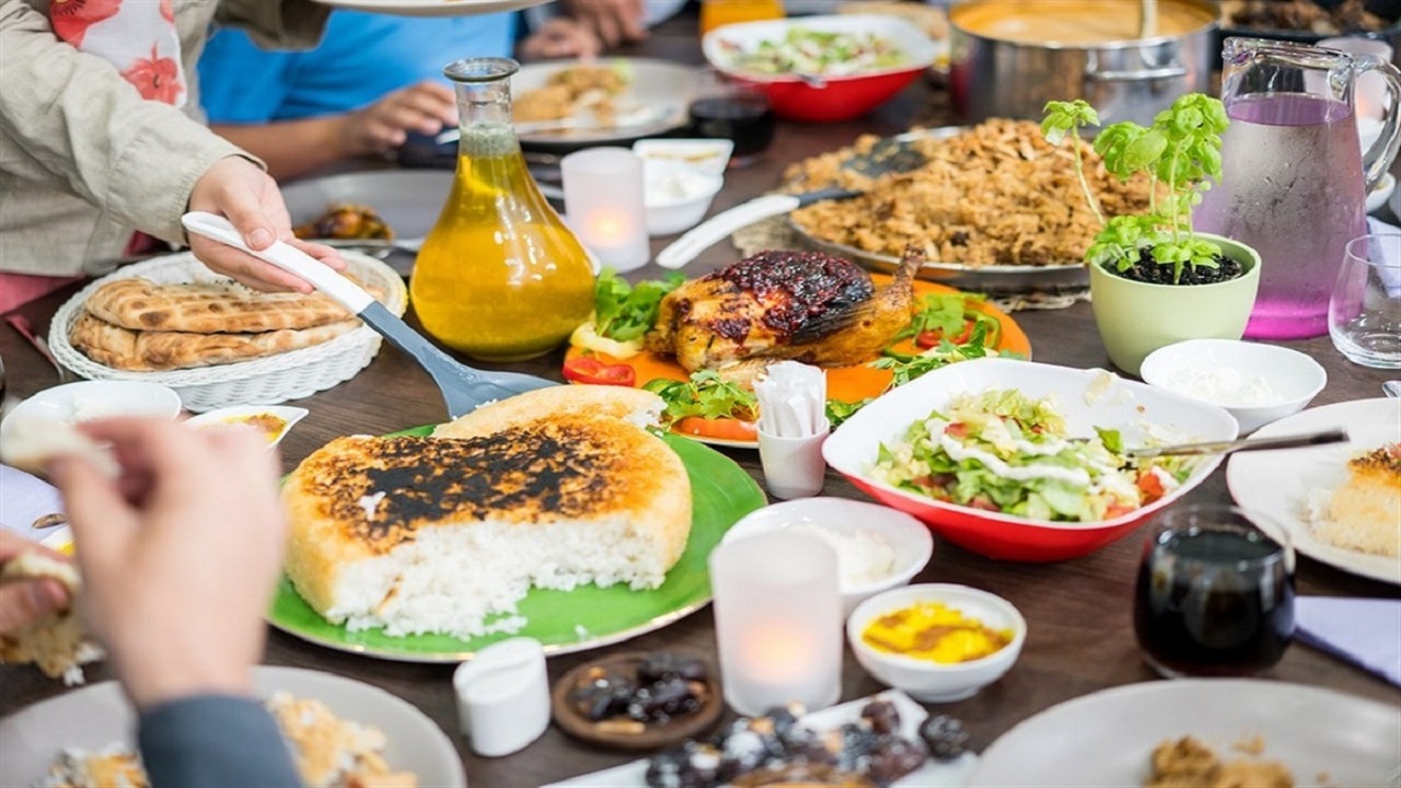 چگونه دچار سوءهاضمه در ایام ماه رمضان نشویم؟ چگونه دچار سوءهاضمه در ایام ماه رمضان نشویم؟