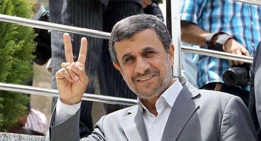 واکنش پسر احمدی نژاد به معاون اولی فائزه هاشمی؛ کلی خندیدیم! واکنش پسر احمدی نژاد به معاون اولی فائزه هاشمی؛ کلی خندیدیم!
