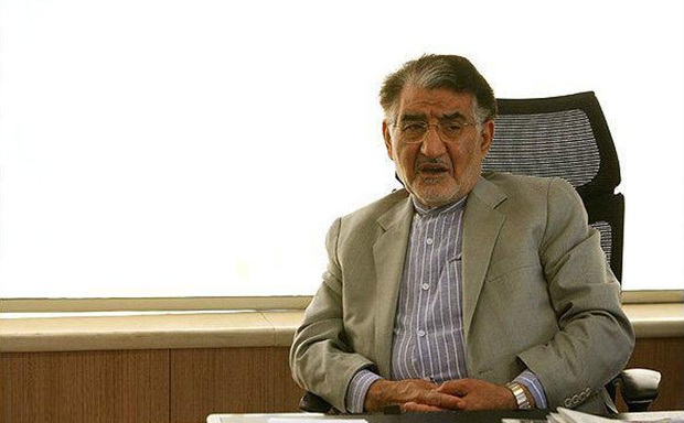 لزوم بهرهگیری از حجم ۱۲۰۰میلیارد دلاری تجارت کشورهای همسایه لزوم بهرهگیری از حجم ۱۲۰۰میلیارد دلاری تجارت کشورهای همسایه