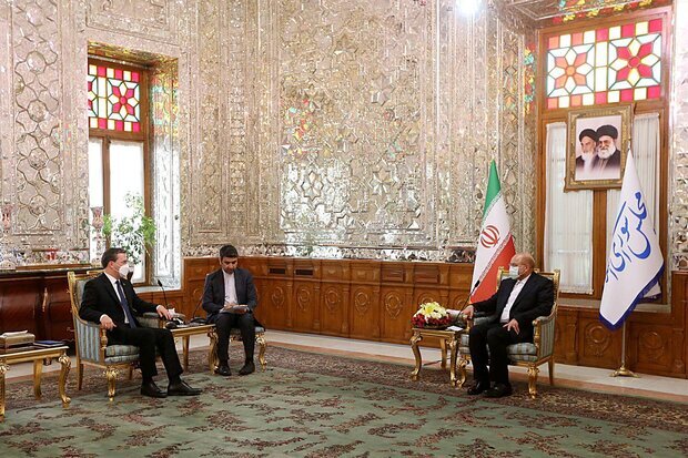 تاکید قالیباف برگسترش همکاری در حوزههای اقتصادی با صربستان تاکید قالیباف برگسترش همکاری در حوزههای اقتصادی با صربستان