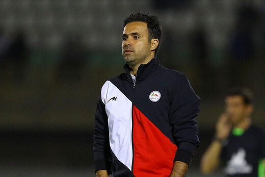 یک پرسپولیسی قدیمی کرونا گرفت یک پرسپولیسی قدیمی کرونا گرفت