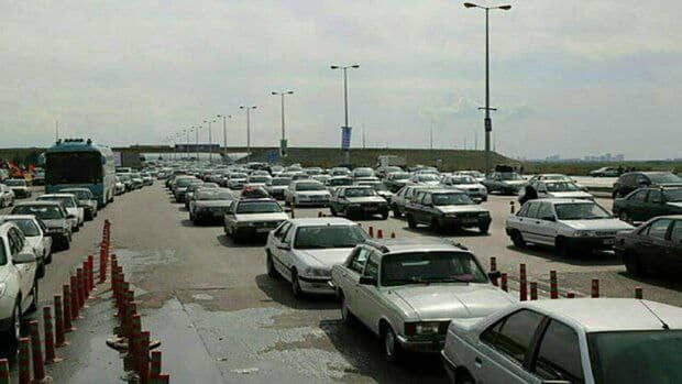 خروج وسایل نقلیه از استان تهران همچنان صعودی است خروج وسایل نقلیه از استان تهران همچنان صعودی است