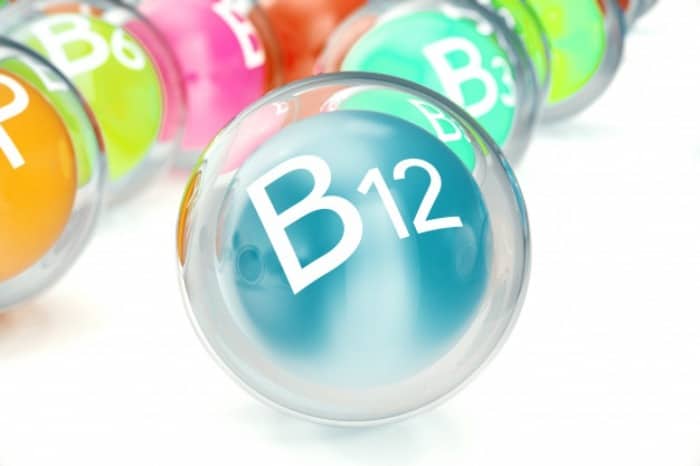 عوارض کمبود ویتامین B12 چیست؟ عوارض کمبود ویتامین B12 چیست؟