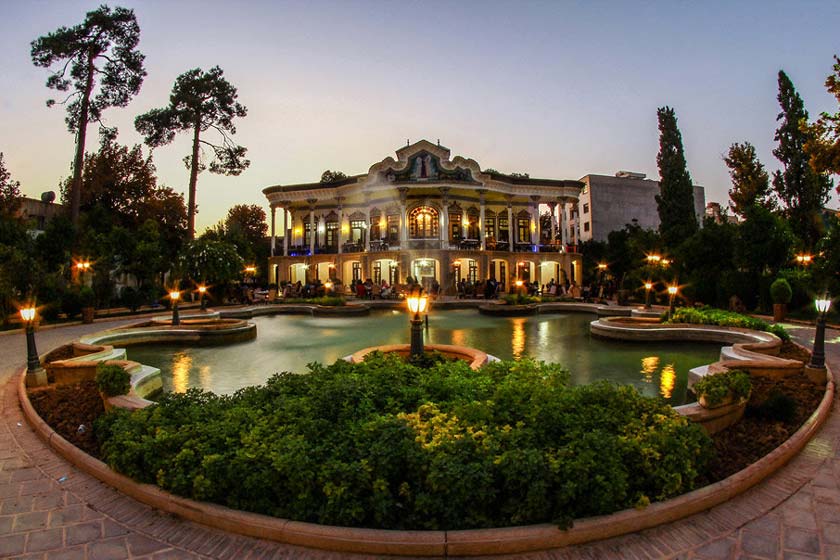 تور هوایی شیراز چند ؟ ( جدول)