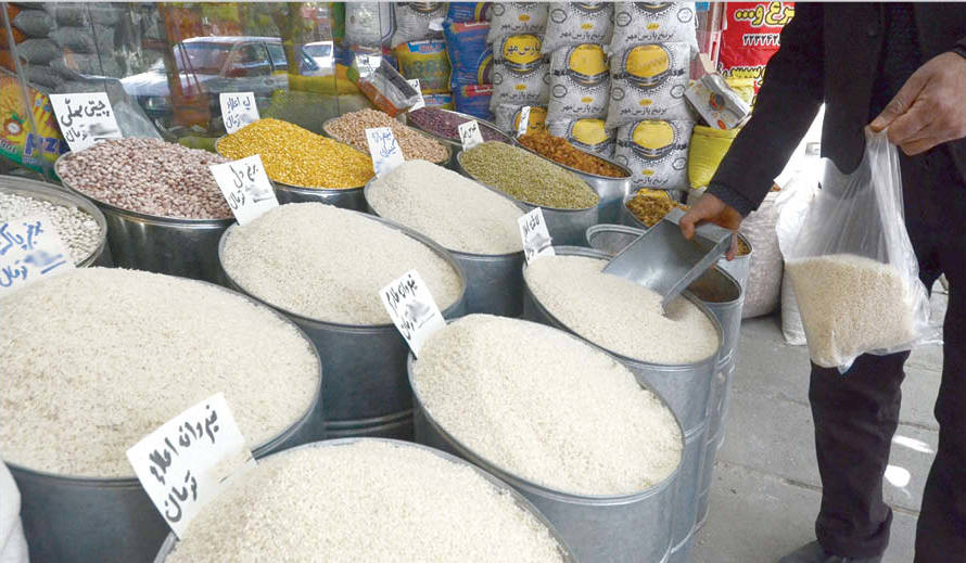 عرضه برنج های وارداتی، بازار را متعادل می کند؟ عرضه برنج های وارداتی، بازار را متعادل می کند؟